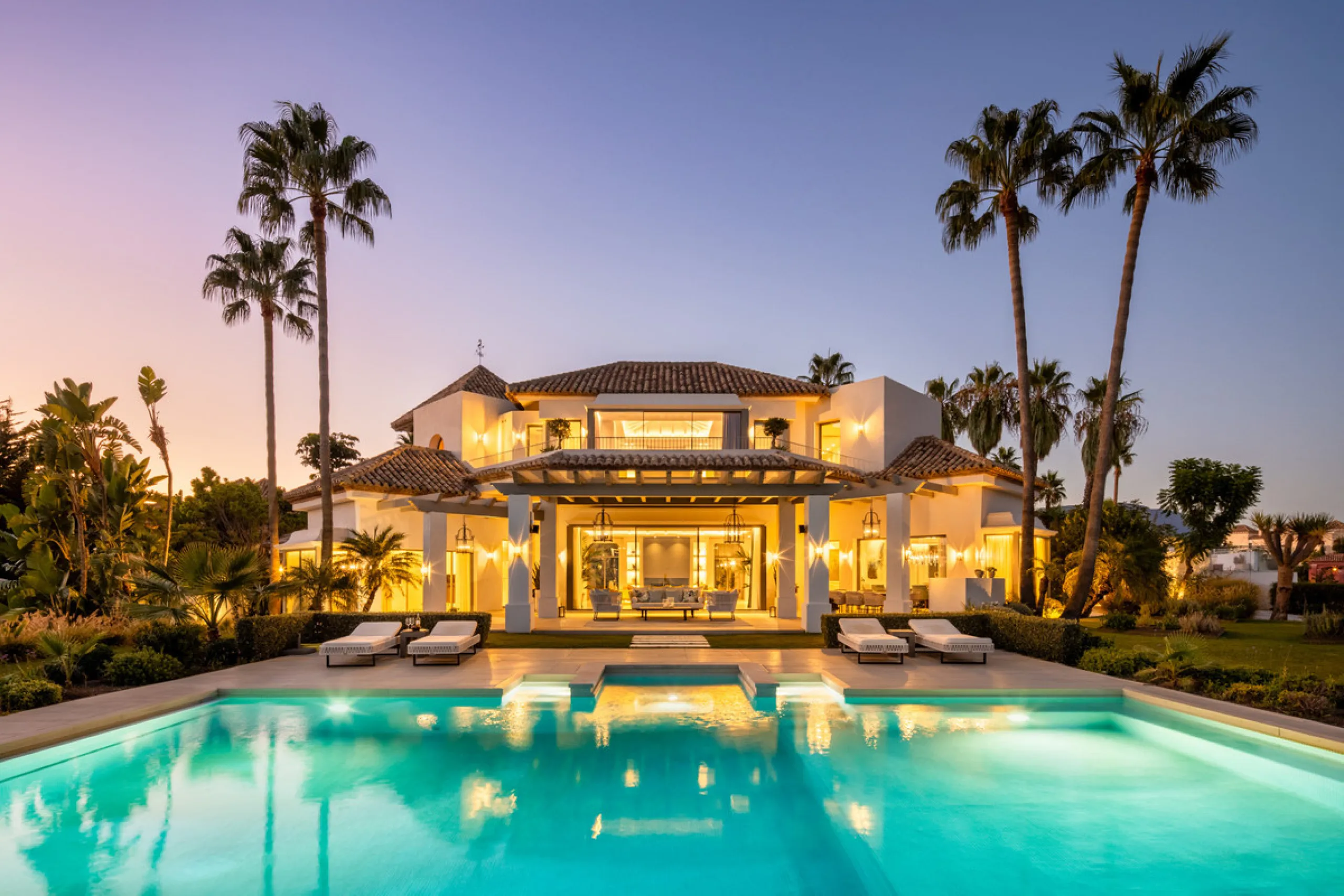 Villa Aguila is a remarkable villa for sale in Monte Halcones, Benahavís, offering a refined balance of modern elegance and timeless Andalusian character. Fully renovated in 2022, this three-story residence combines complete privacy with excellent connect