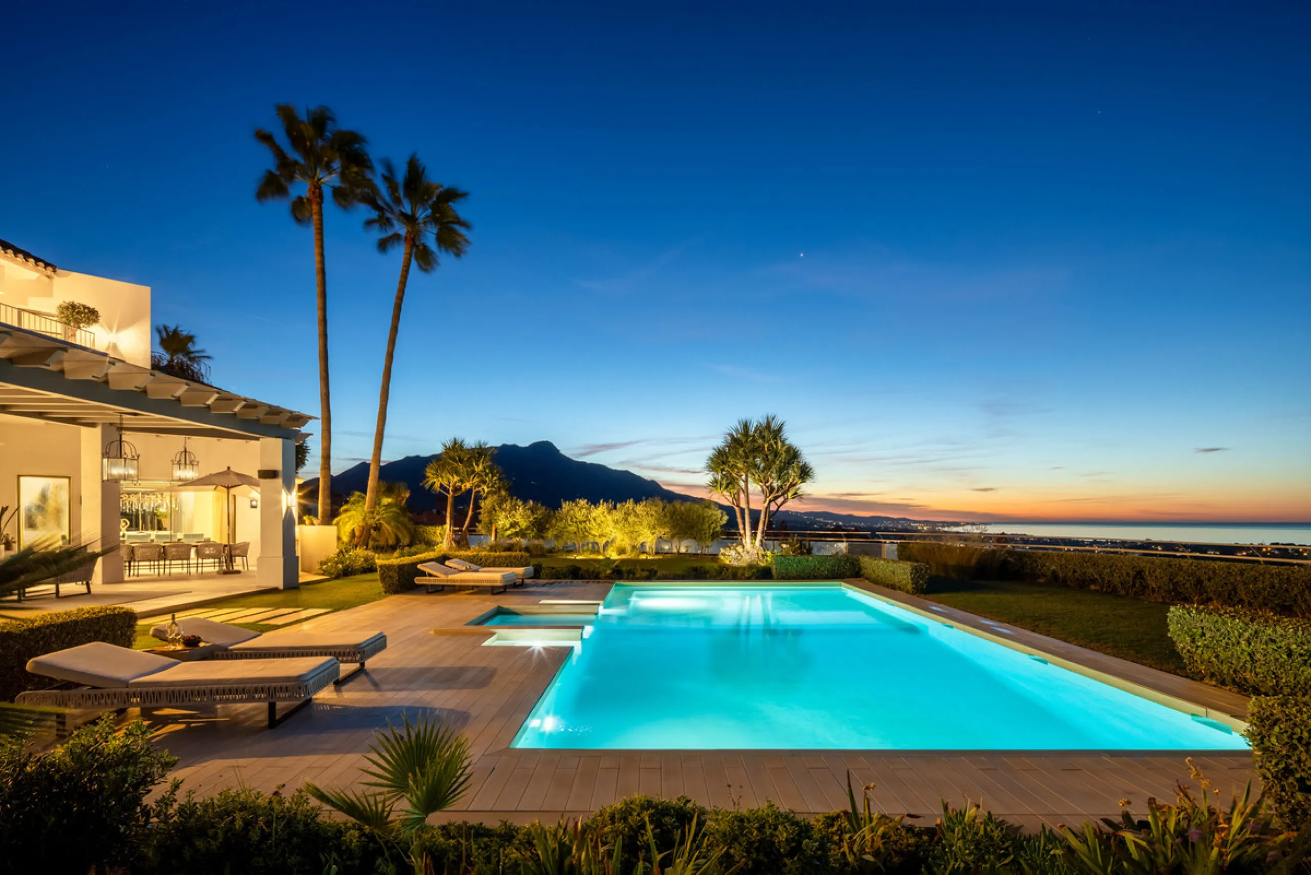 Villa Aguila is a remarkable villa for sale in Monte Halcones, Benahavís, offering a refined balance of modern elegance and timeless Andalusian character. Fully renovated in 2022, this three-story residence combines complete privacy with excellent connect