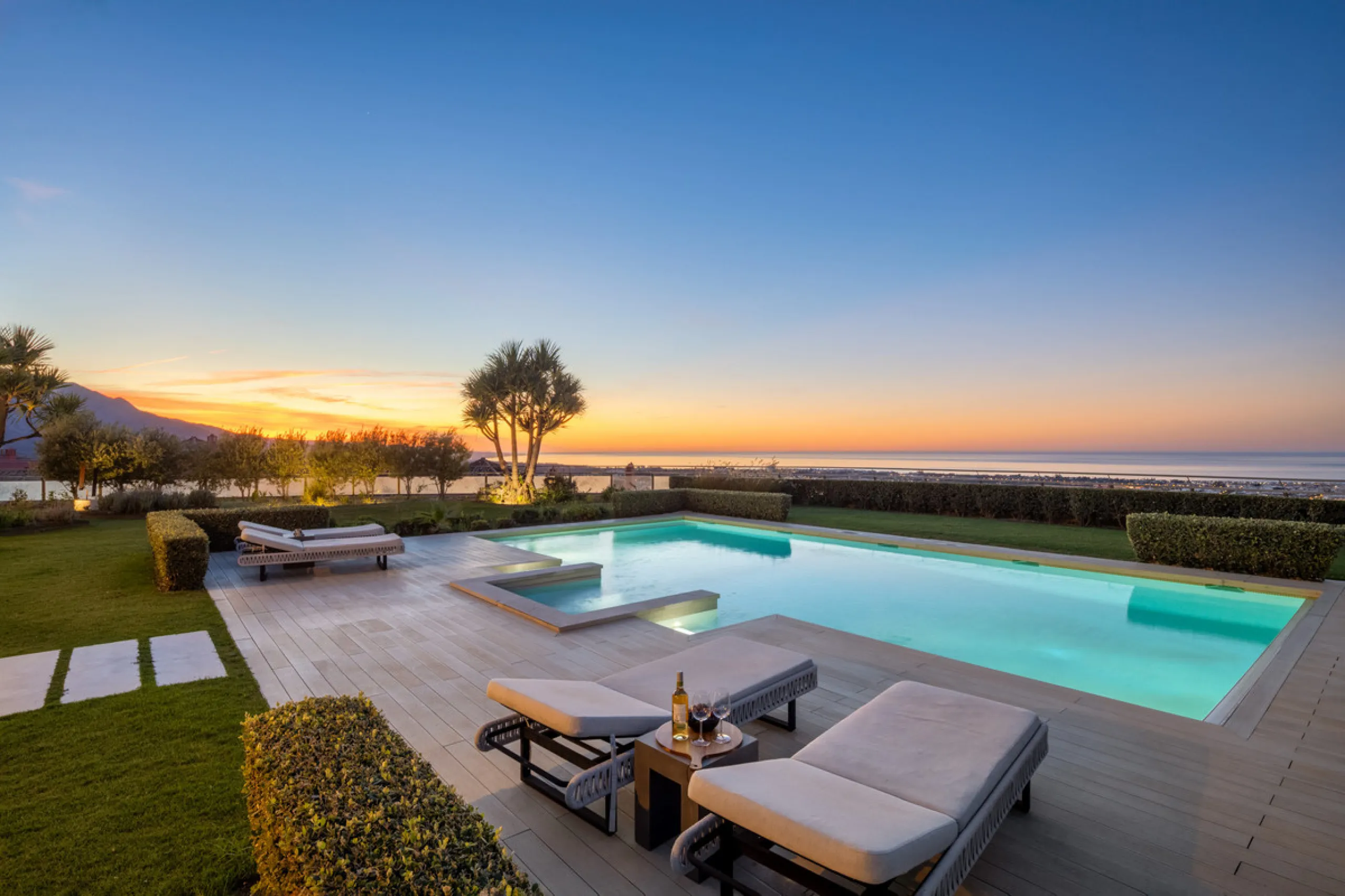 Villa Aguila is a remarkable villa for sale in Monte Halcones, Benahavís, offering a refined balance of modern elegance and timeless Andalusian character. Fully renovated in 2022, this three-story residence combines complete privacy with excellent connect