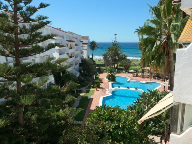 This exceptional four-bedroom apartment is situated in the highly sought-after area of Marbesa, Marbella East, Malaga. Located on the front line of the beach, the property offers direct access to the golden sands and the Mediterranean Sea, making it an id