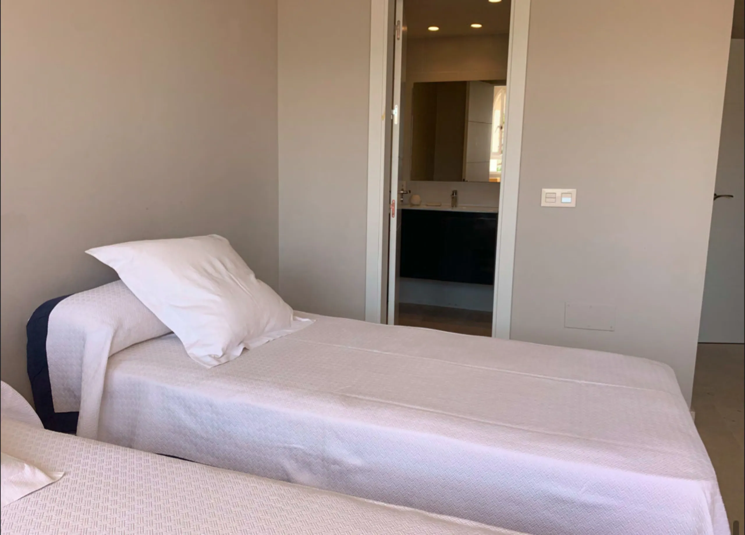 This exceptional four-bedroom apartment is situated in the highly sought-after area of Marbesa, Marbella East, Malaga. Located on the front line of the beach, the property offers direct access to the golden sands and the Mediterranean Sea, making it an id