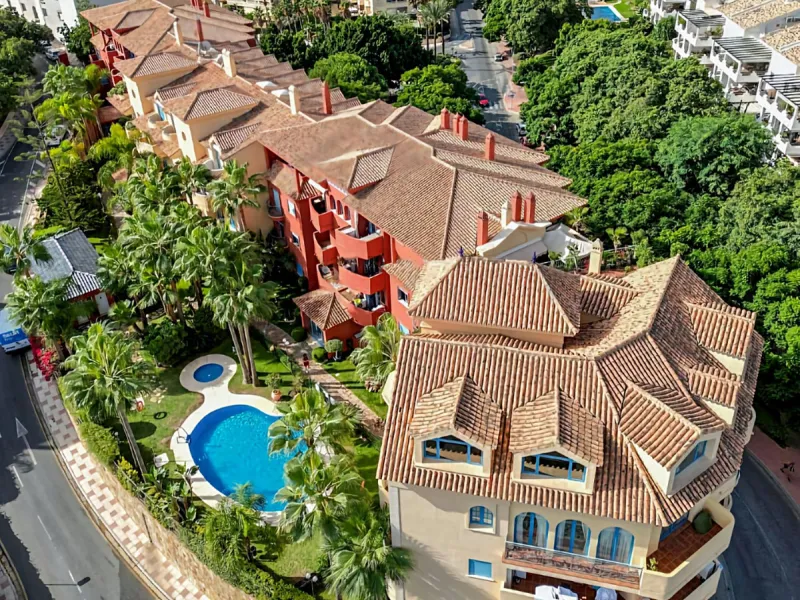 Apartment - Penthouse Duplex в продаже в Benalmadena, Málaga. В доме 5 спален и 3 ванных комнат. Площадь дома 336 м²