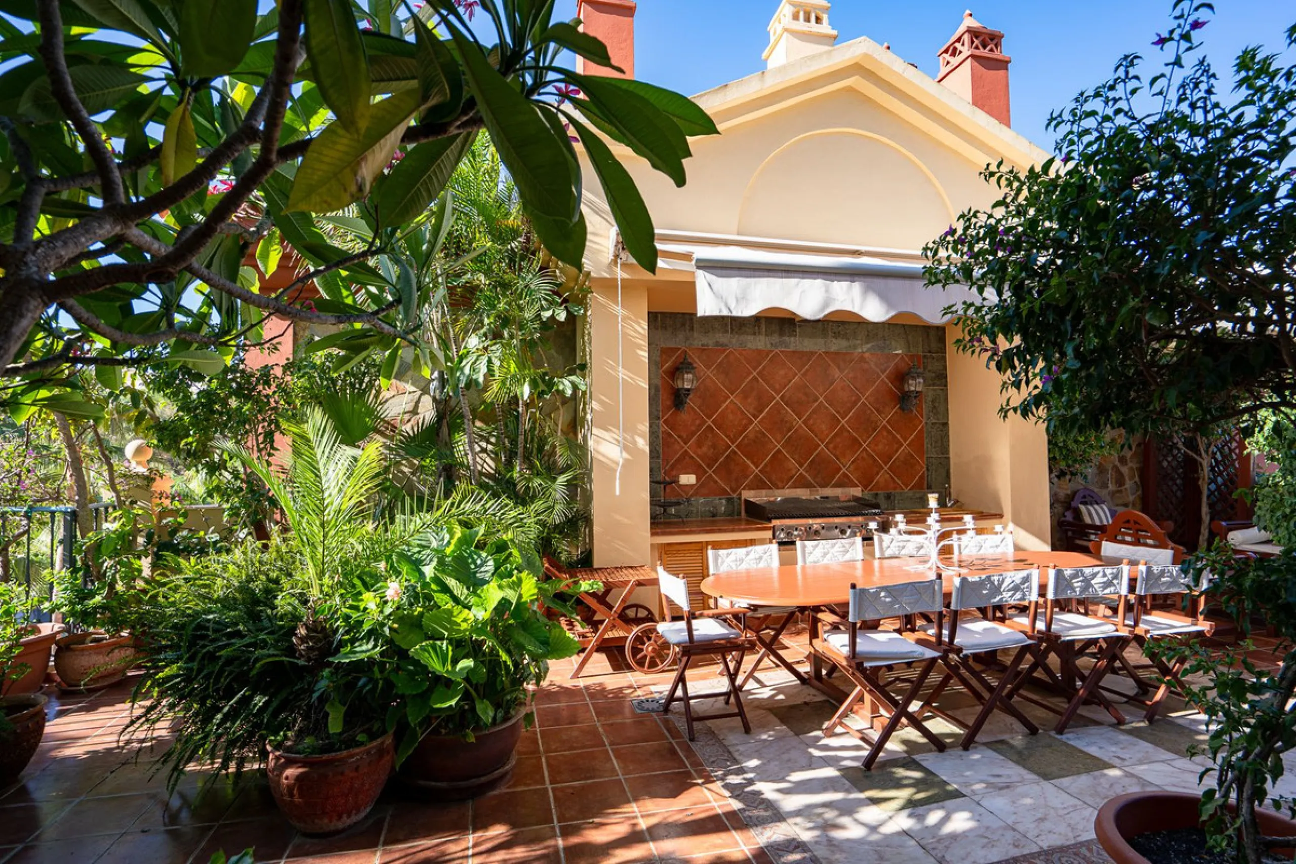Apartment - Penthouse Duplex в продаже в Benalmadena, Málaga. В доме 5 спален и 3 ванных комнат. Площадь дома 336 м²