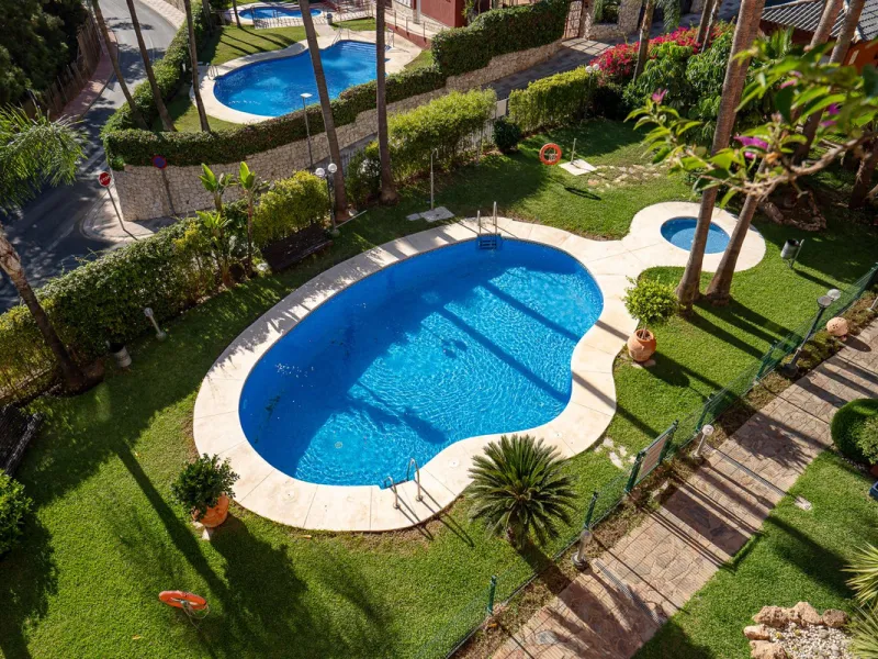 Apartment - Penthouse Duplex в продаже в Benalmadena, Málaga. В доме 5 спален и 3 ванных комнат. Площадь дома 336 м²