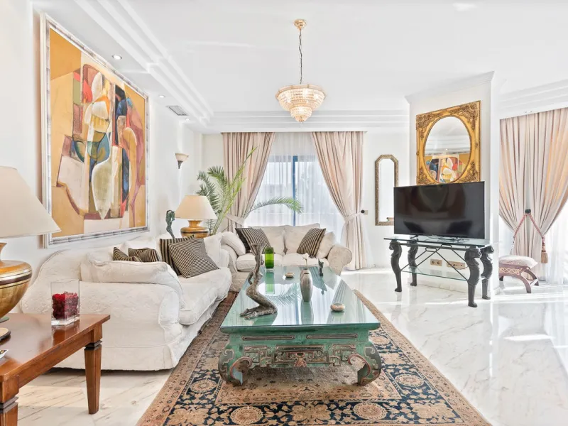 Apartment - Penthouse Duplex в продаже в Benalmadena, Málaga. В доме 5 спален и 3 ванных комнат. Площадь дома 336 м²