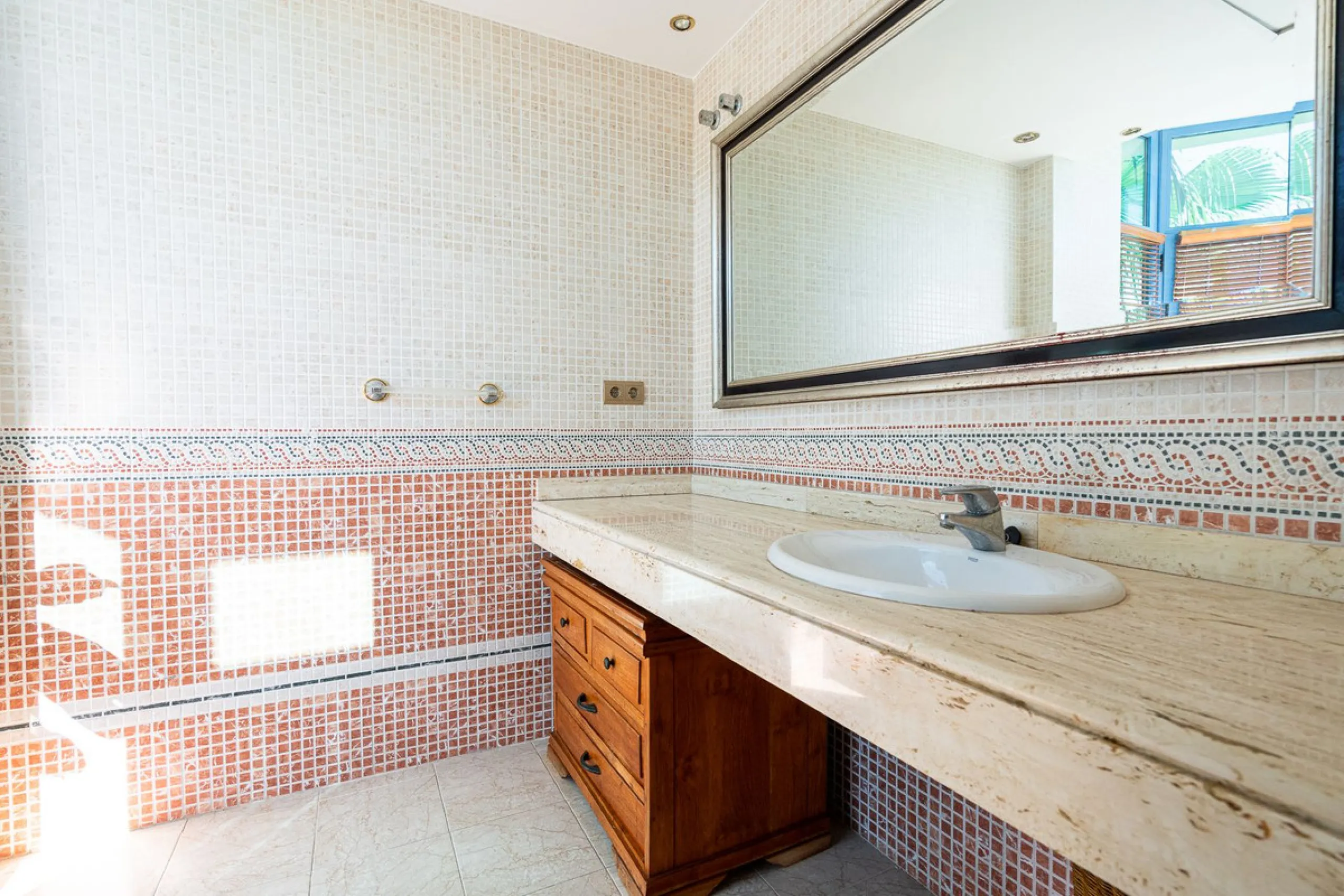 Apartment - Penthouse Duplex в продаже в Benalmadena, Málaga. В доме 5 спален и 3 ванных комнат. Площадь дома 336 м²