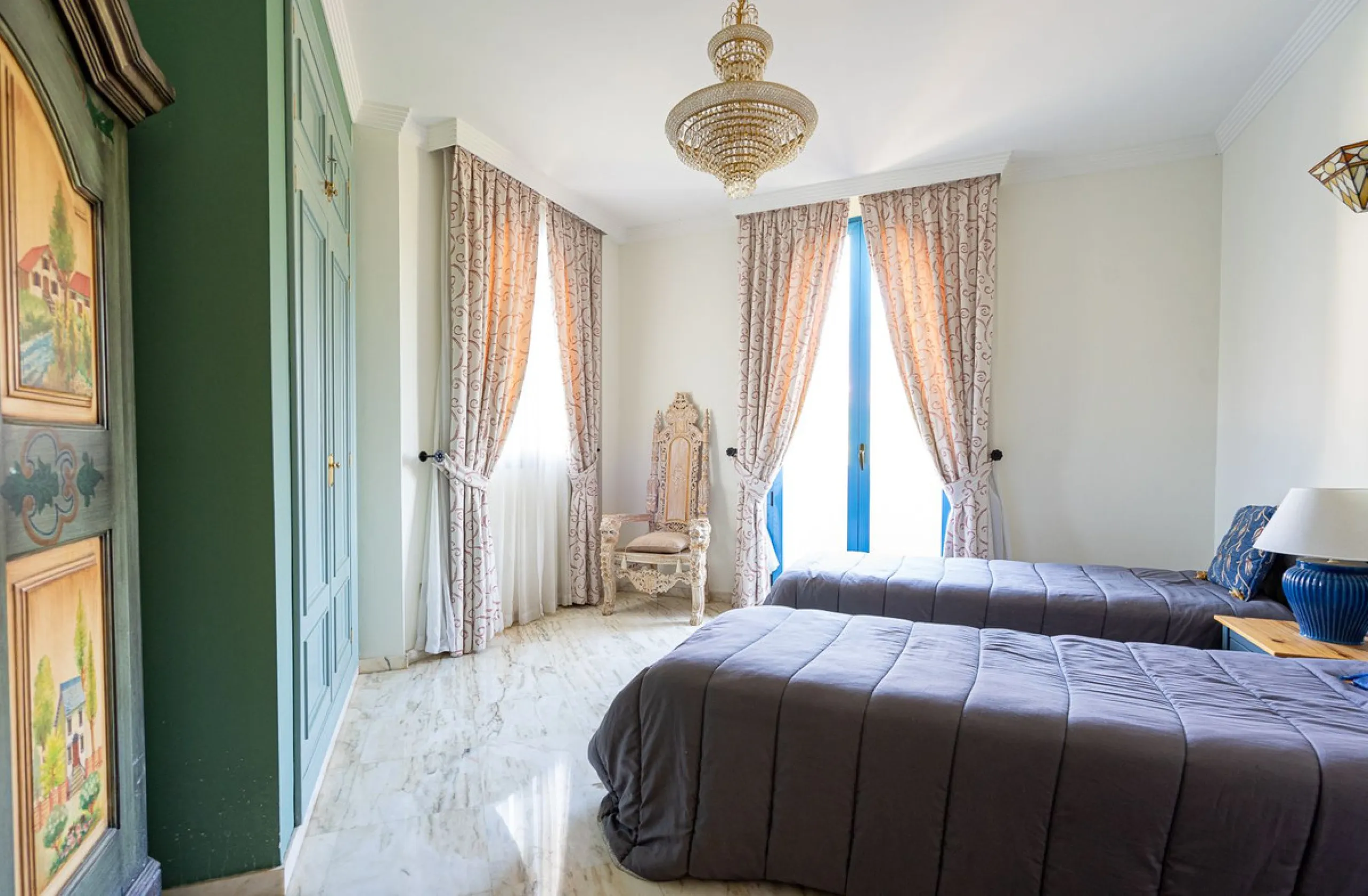 Apartment - Penthouse Duplex в продаже в Benalmadena, Málaga. В доме 5 спален и 3 ванных комнат. Площадь дома 336 м²