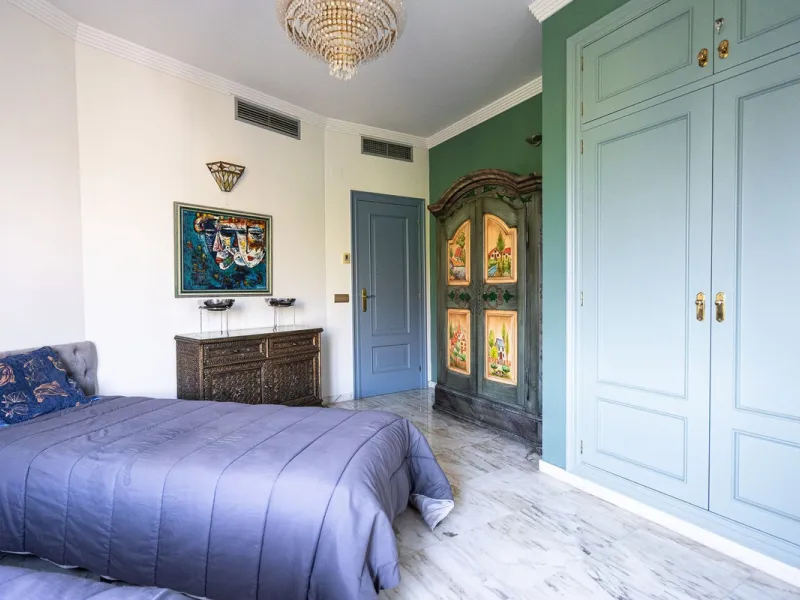 Apartment - Penthouse Duplex в продаже в Benalmadena, Málaga. В доме 5 спален и 3 ванных комнат. Площадь дома 336 м²