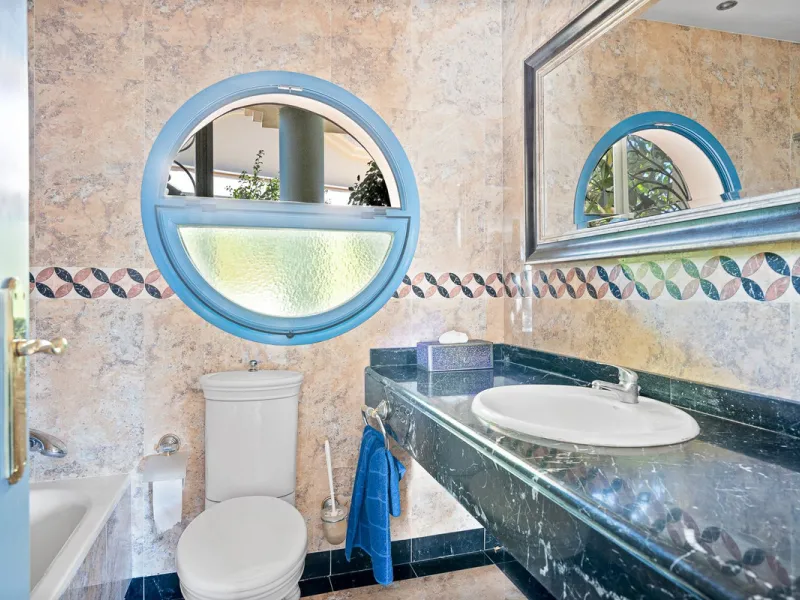 Apartment - Penthouse Duplex в продаже в Benalmadena, Málaga. В доме 5 спален и 3 ванных комнат. Площадь дома 336 м²