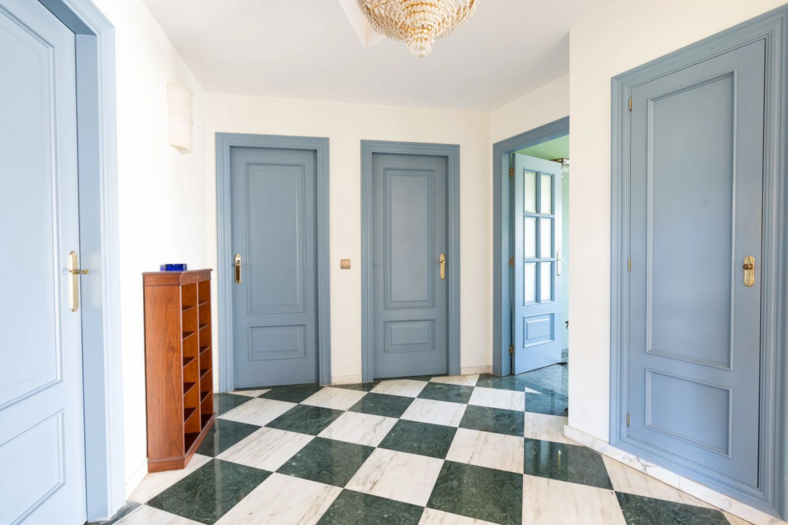 Apartment - Penthouse Duplex в продаже в Benalmadena, Málaga. В доме 5 спален и 3 ванных комнат. Площадь дома 336 м²