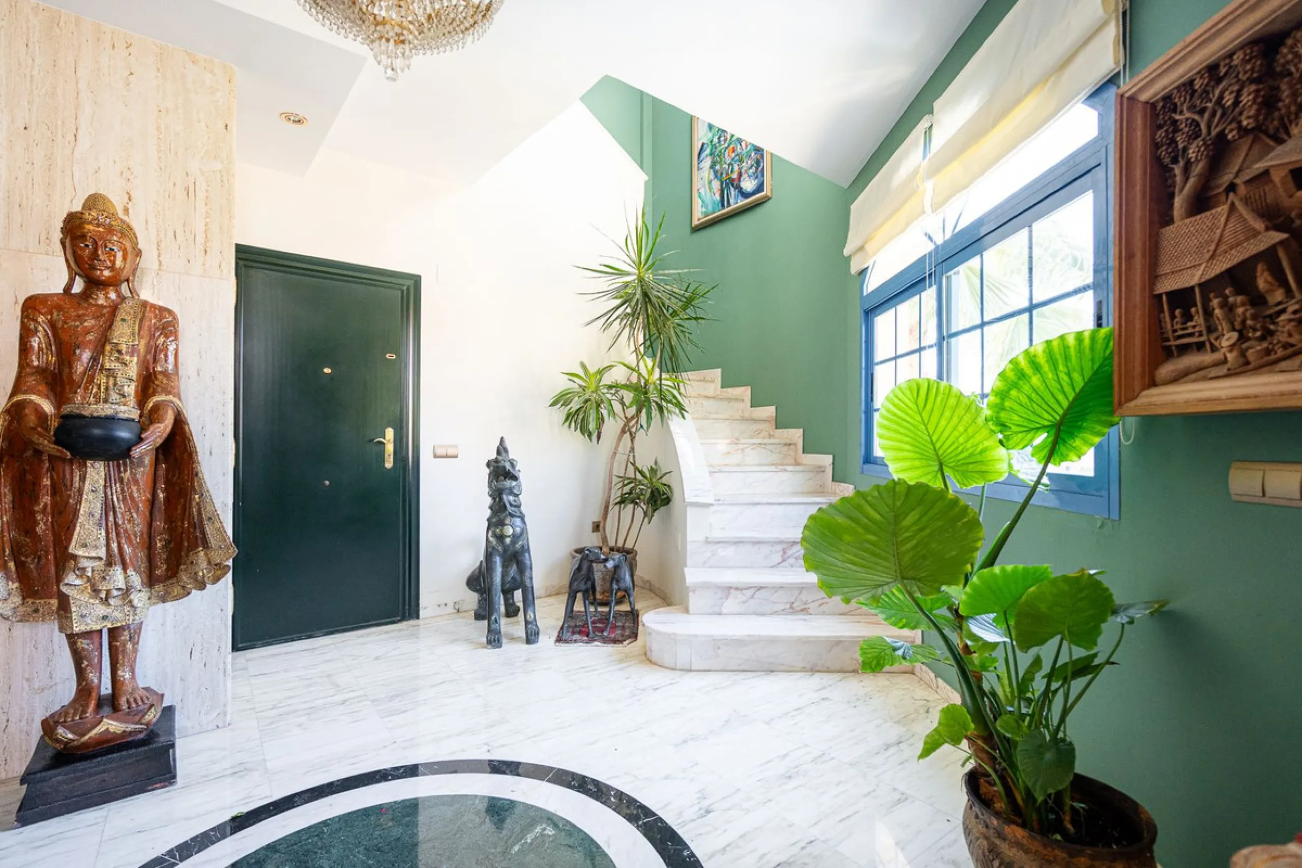 Apartment - Penthouse Duplex в продаже в Benalmadena, Málaga. В доме 5 спален и 3 ванных комнат. Площадь дома 336 м²