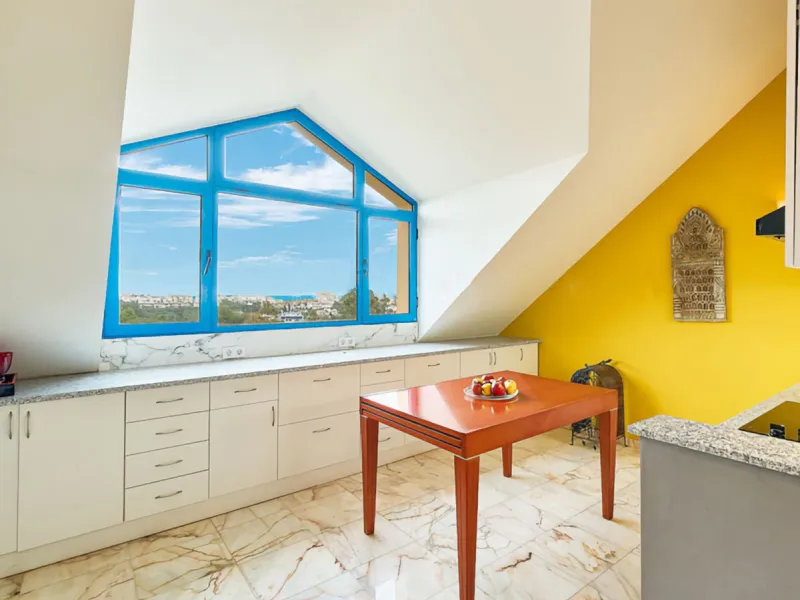 Apartment - Penthouse Duplex в продаже в Benalmadena, Málaga. В доме 5 спален и 3 ванных комнат. Площадь дома 336 м²