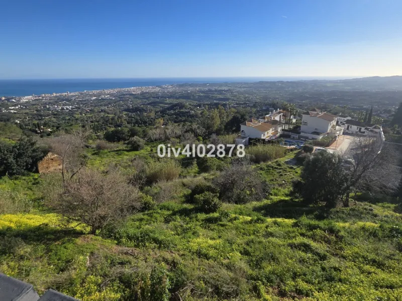 Plot - Residential Plot в продаже в Mijas, Málaga. Площадь участка 3676 м²