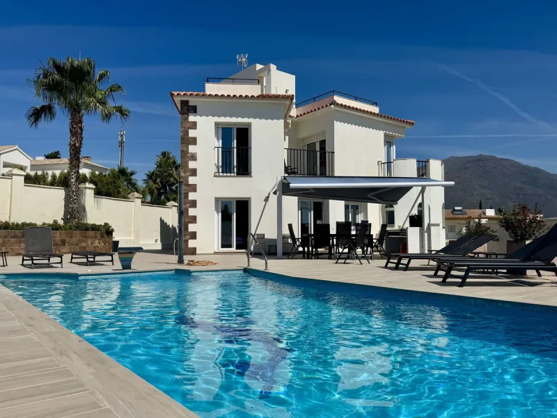 Exclusive Sea View Villa in Estepona .