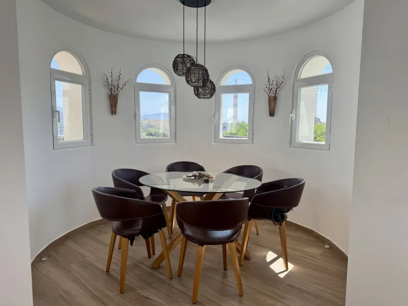 Exclusive Sea View Villa in Estepona .