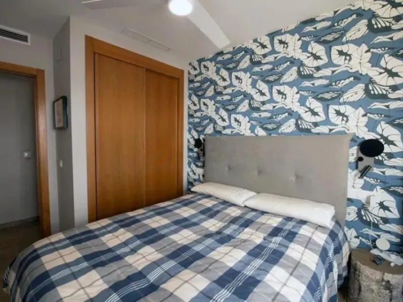 Discover this welcoming, bright, and airy apartment that combines light, comfort, and excellent features, ideal for year-round living or as an investment.