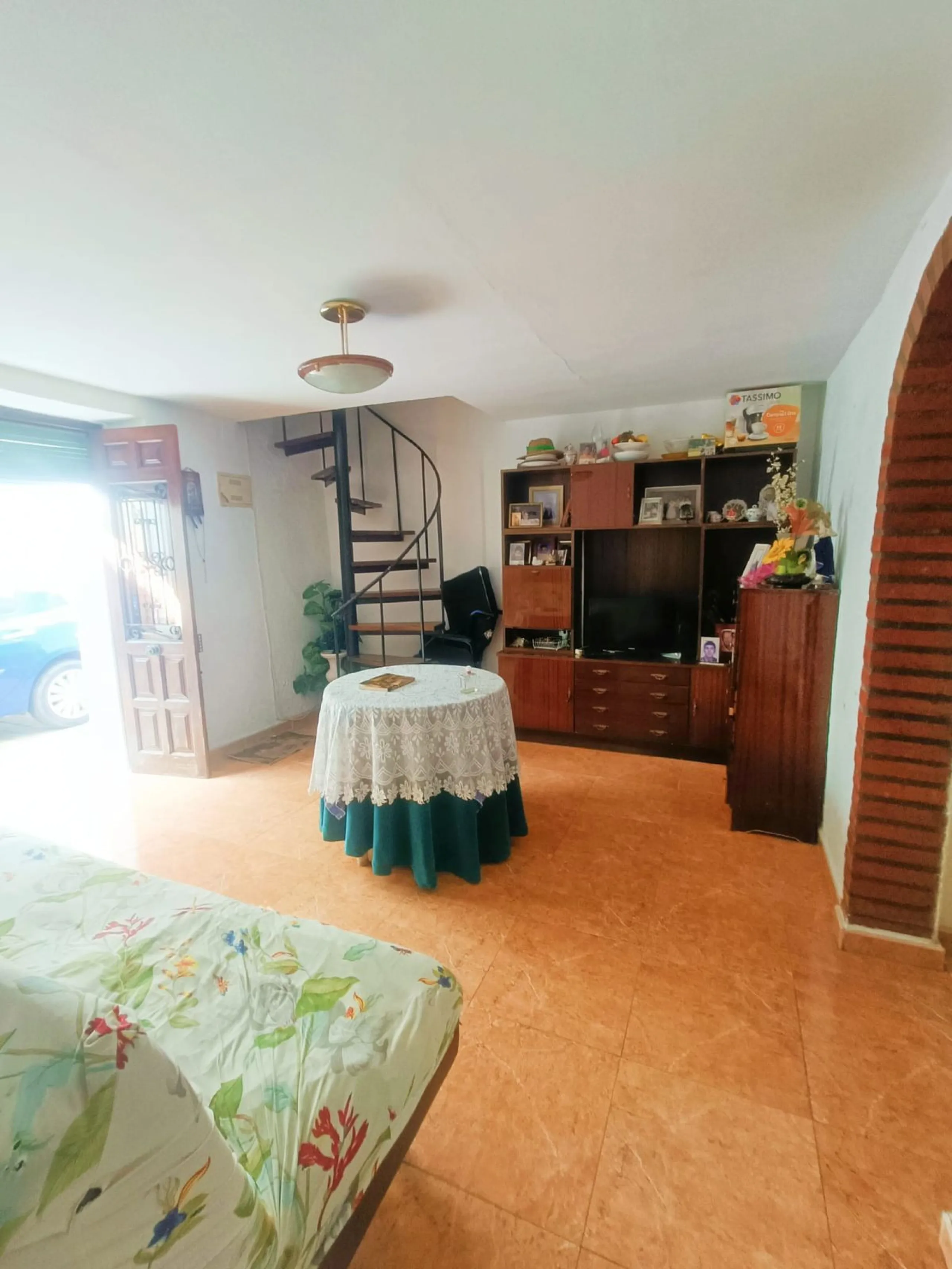 Classic Andalusian Independent House in Estepona's Historic Center – Prime Location Facing Plaza Francisco Umbral, Ideal for Renovation!
