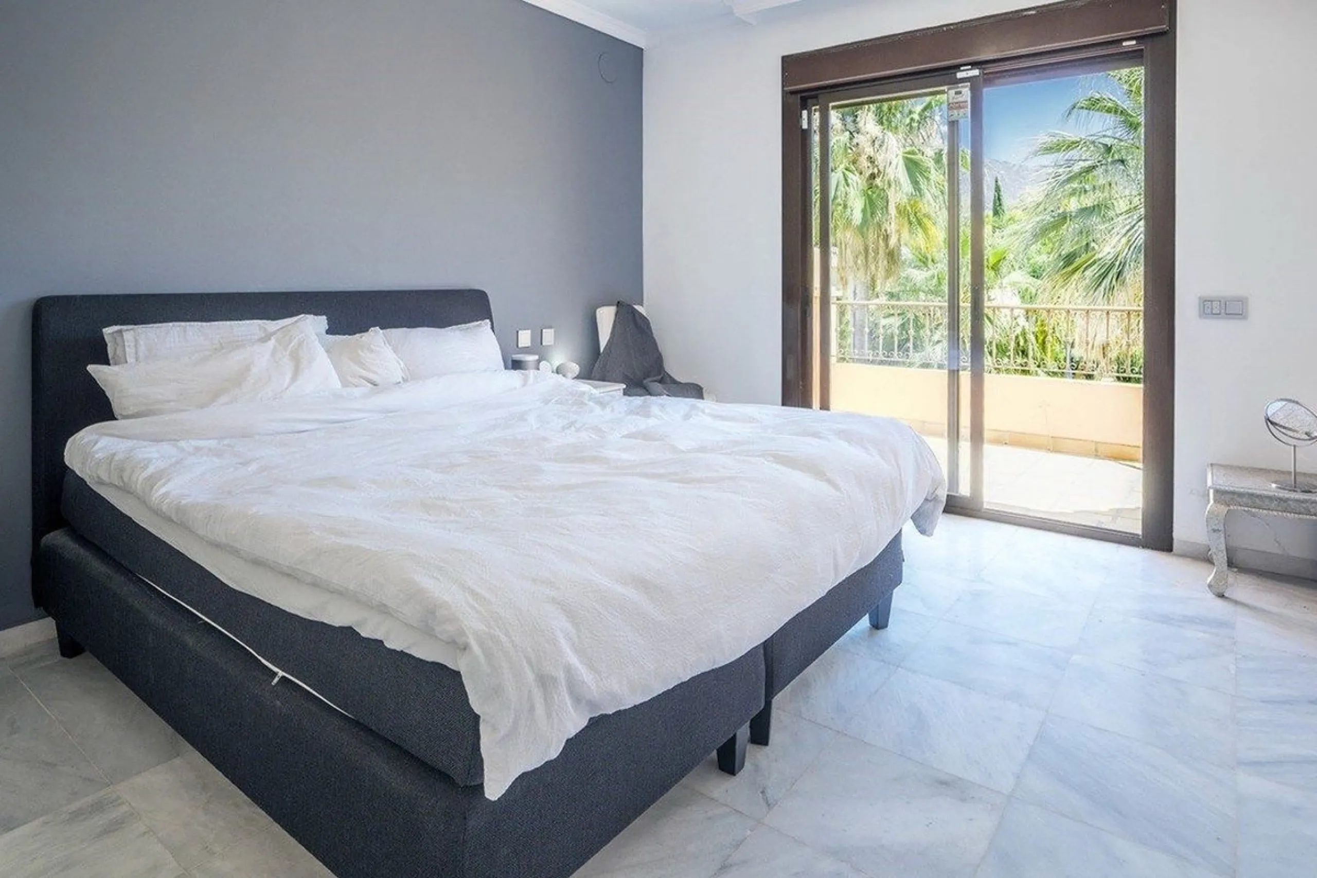 Spacious 4-Bedroom Home in Jardines de las Lomas