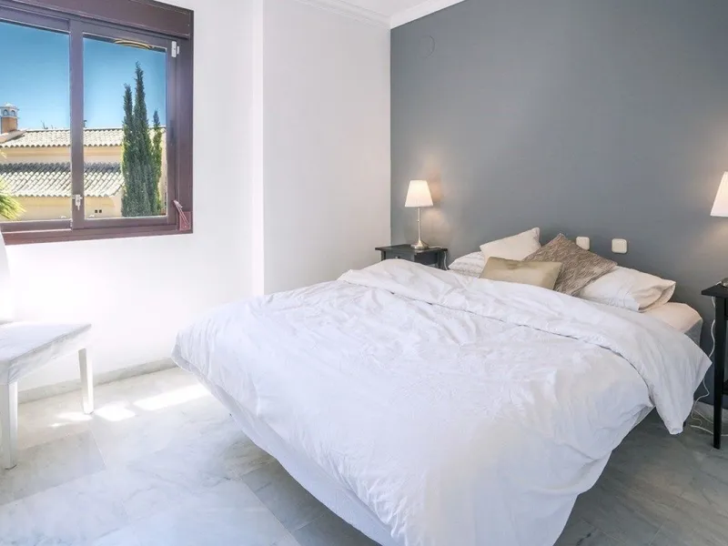 Spacious 4-Bedroom Home in Jardines de las Lomas