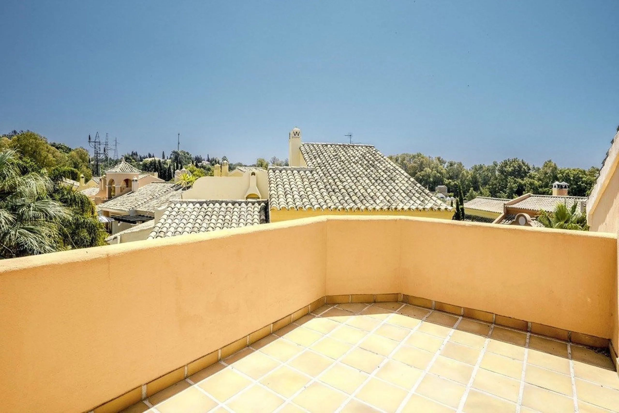 Spacious 4-Bedroom Home in Jardines de las Lomas