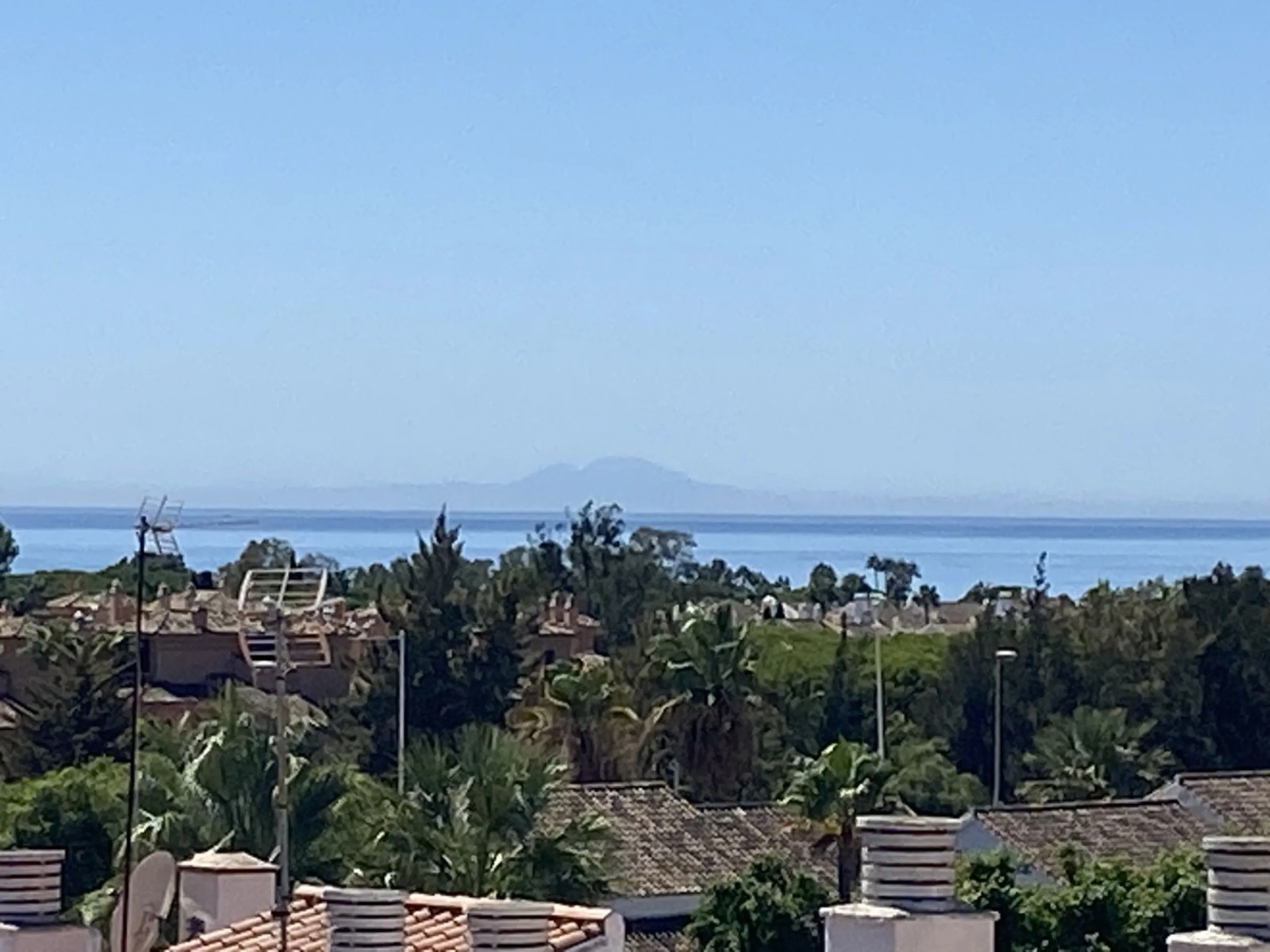 ✨ Top Floor Apartment in Diana Park – Costa del Sol ✨