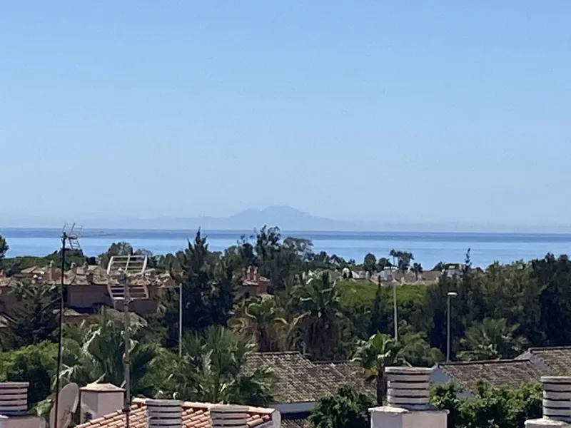 ✨ Top Floor Apartment in Diana Park – Costa del Sol ✨