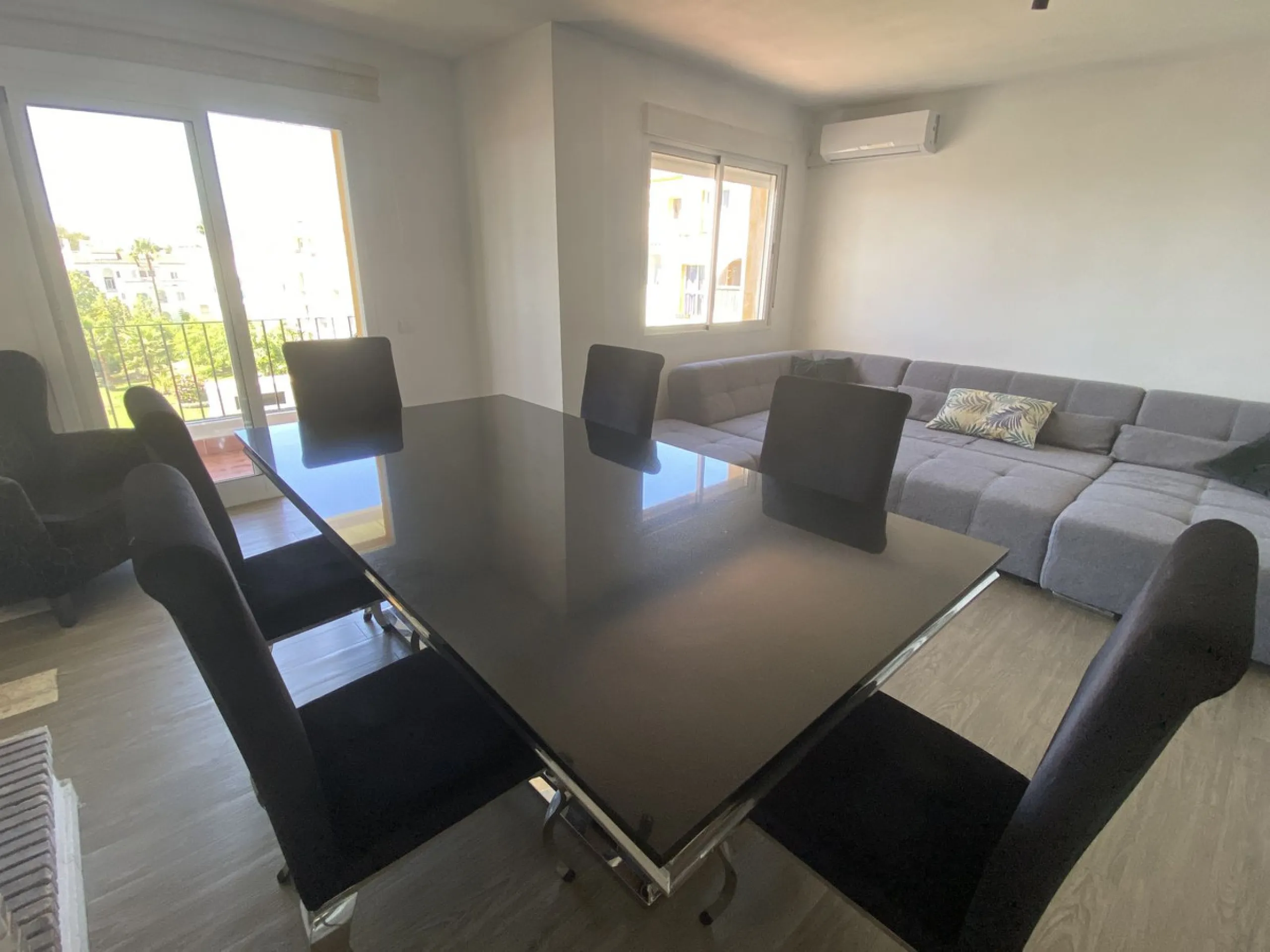 ✨ Top Floor Apartment in Diana Park – Costa del Sol ✨