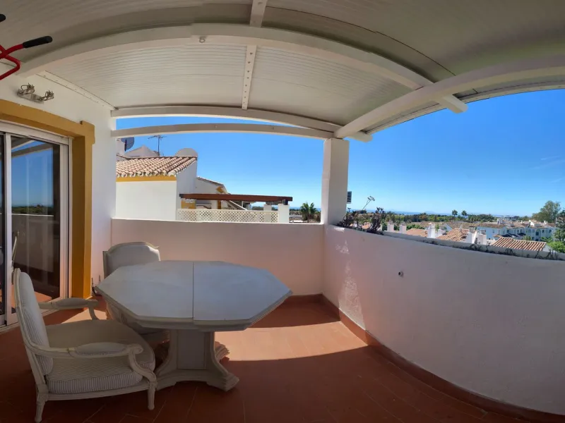 ✨ Top Floor Apartment in Diana Park – Costa del Sol ✨