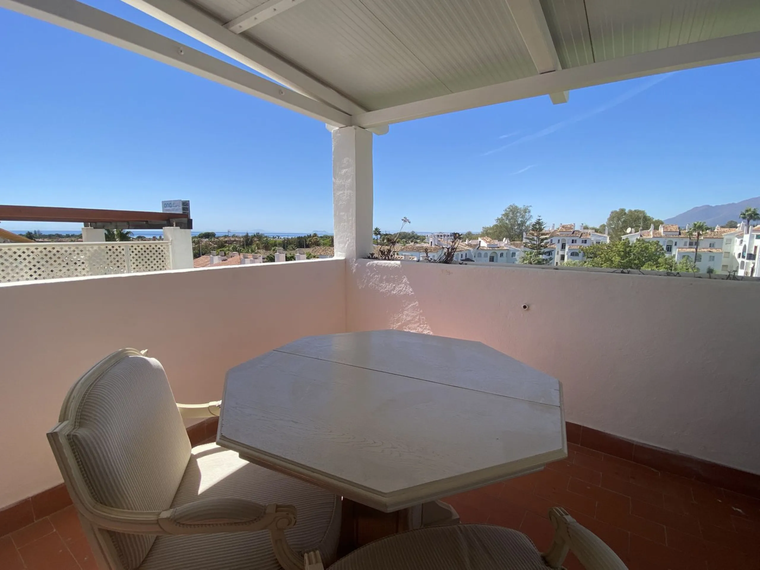 ✨ Top Floor Apartment in Diana Park – Costa del Sol ✨