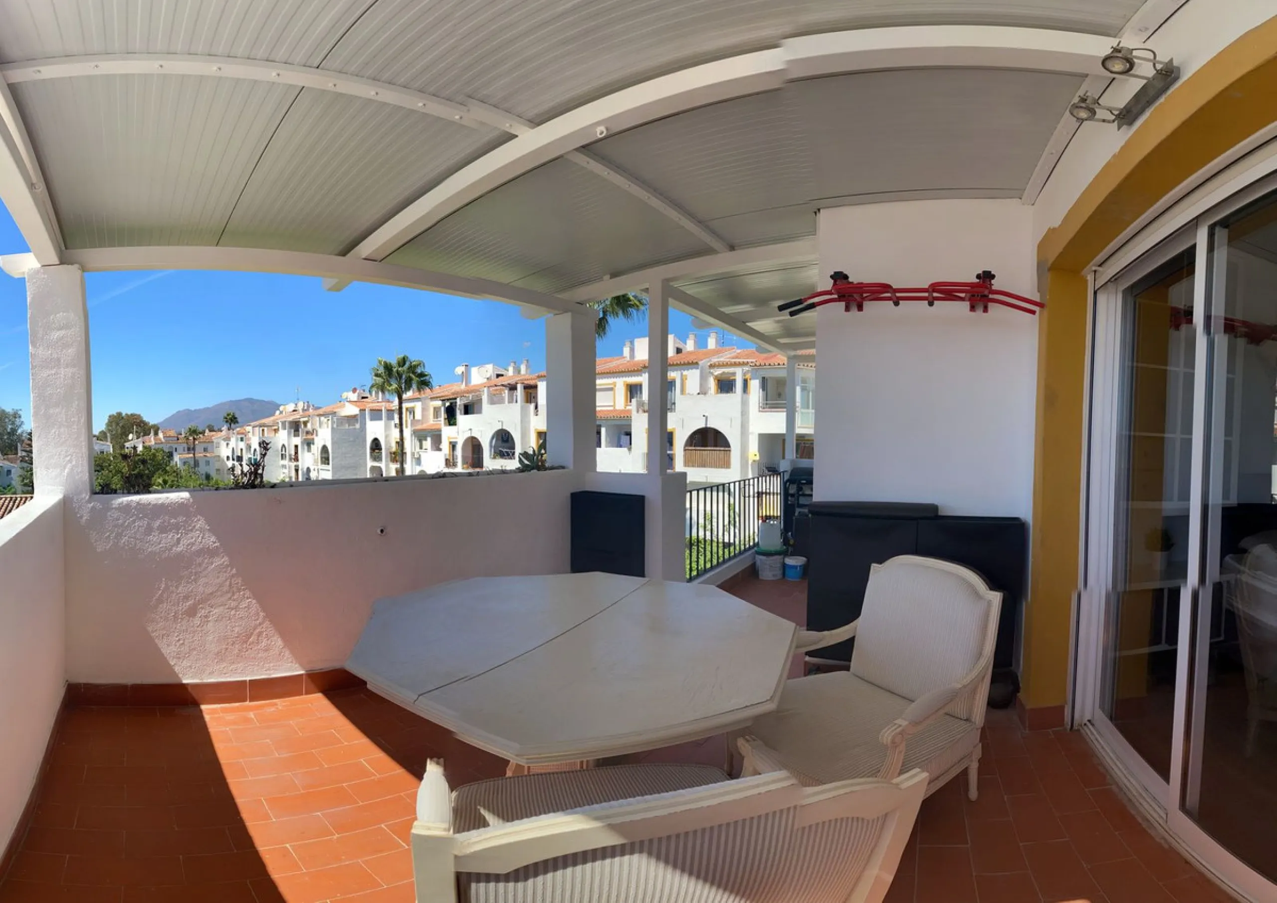 ✨ Top Floor Apartment in Diana Park – Costa del Sol ✨