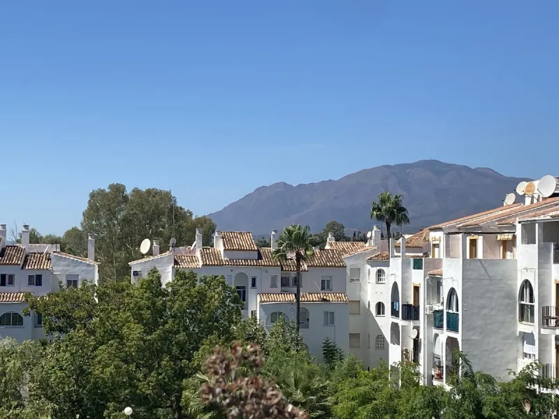 ✨ Top Floor Apartment in Diana Park – Costa del Sol ✨