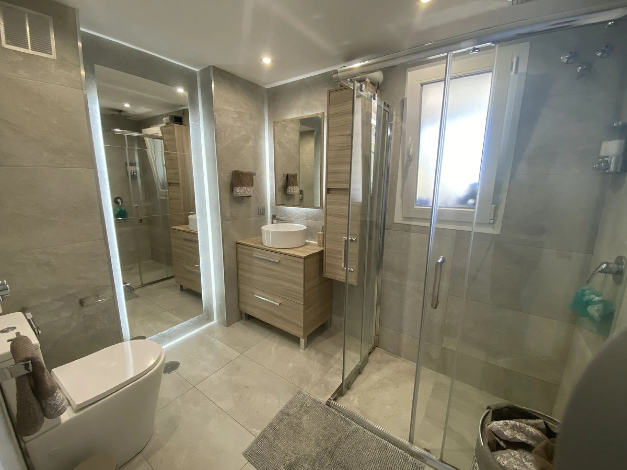 ✨ Top Floor Apartment in Diana Park – Costa del Sol ✨