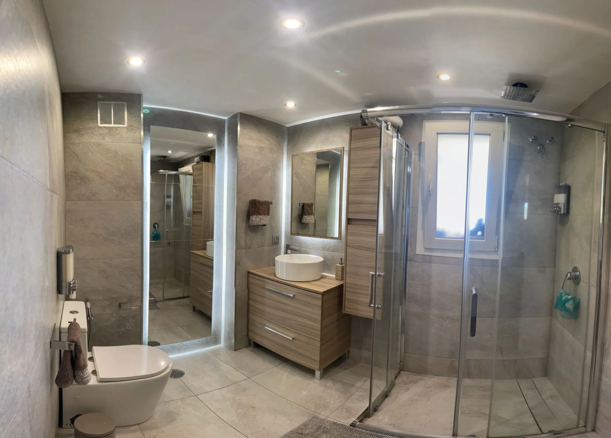 ✨ Top Floor Apartment in Diana Park – Costa del Sol ✨