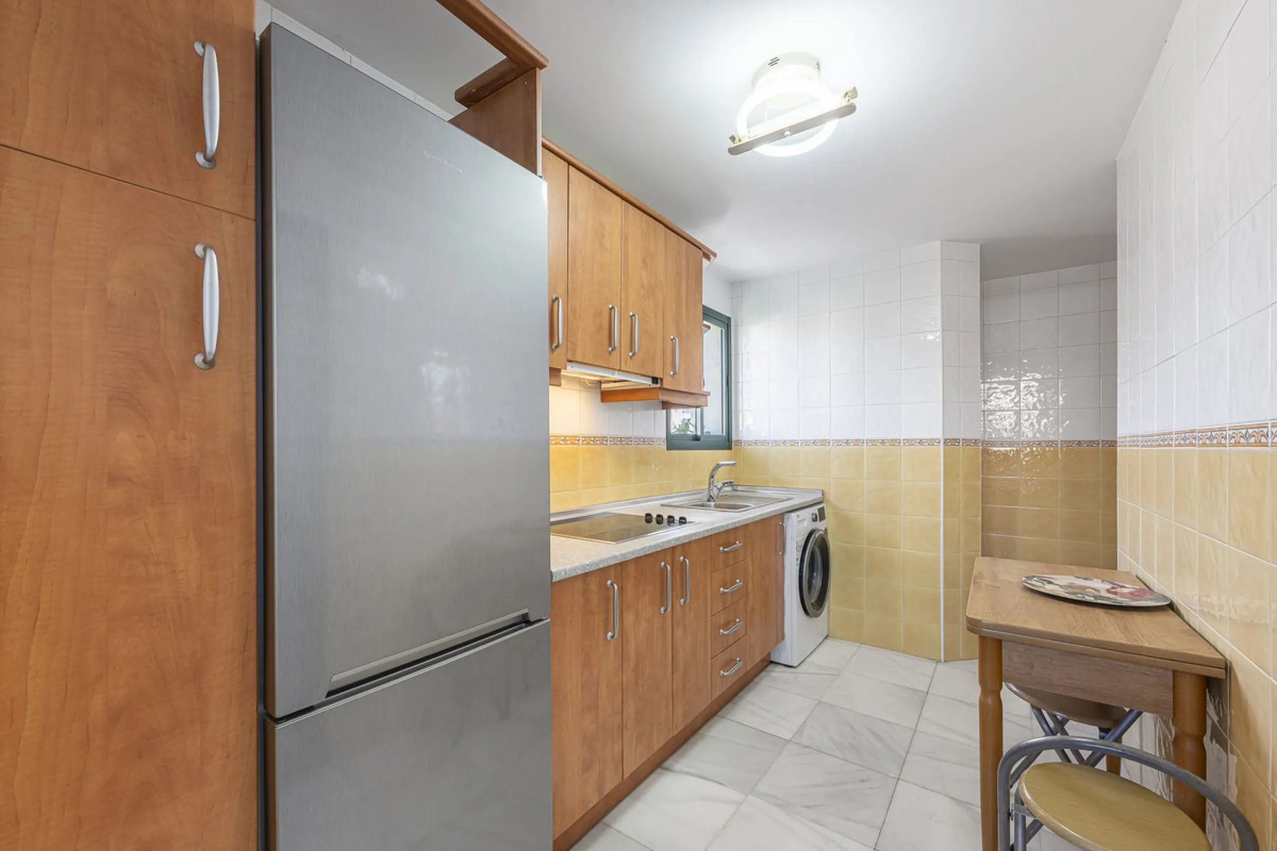 Apartment for sale in the Puerto Deportivo area of Fuengirola.