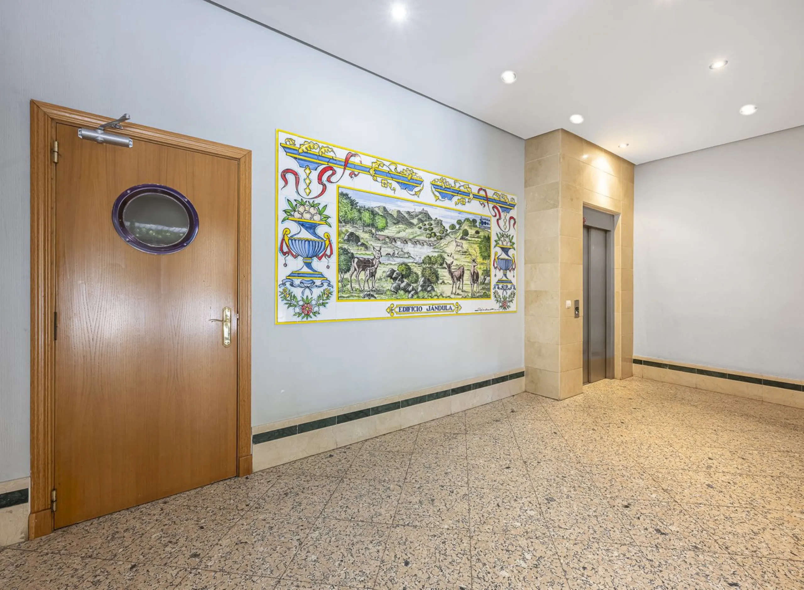 Apartment for sale in the Puerto Deportivo area of Fuengirola.