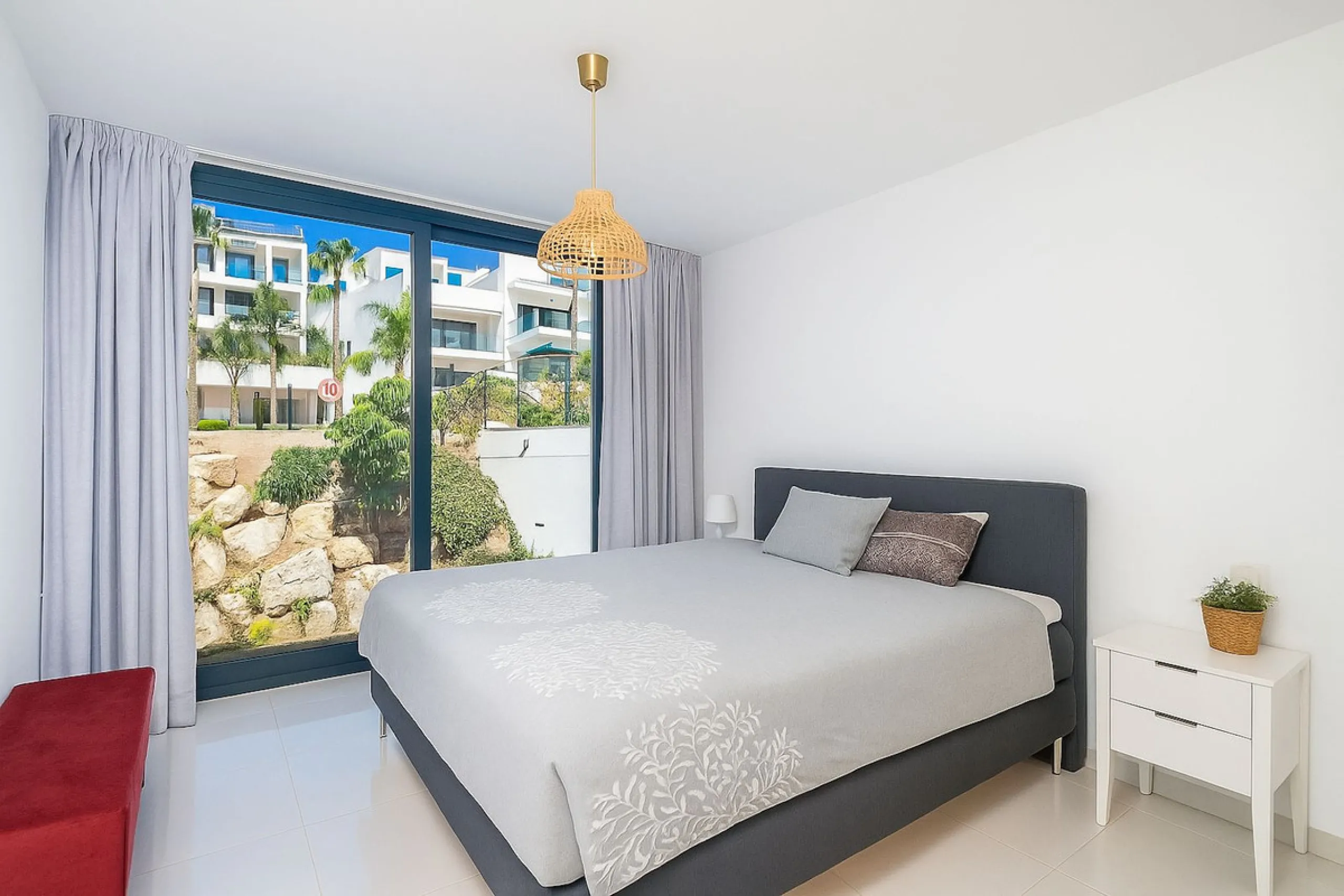 Located in the sought-after Atalaya area of Benahavís, just minutes from the picturesque town of San Pedro de Alcántara, this luxury duplex penthouse is built to the highest modern standards and boasts stunning views across the golf course towards the sea