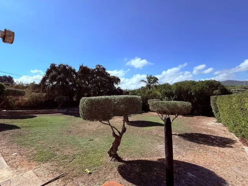 Fabulous Gated Oasis with Panoramic Views – Coin Outskirts