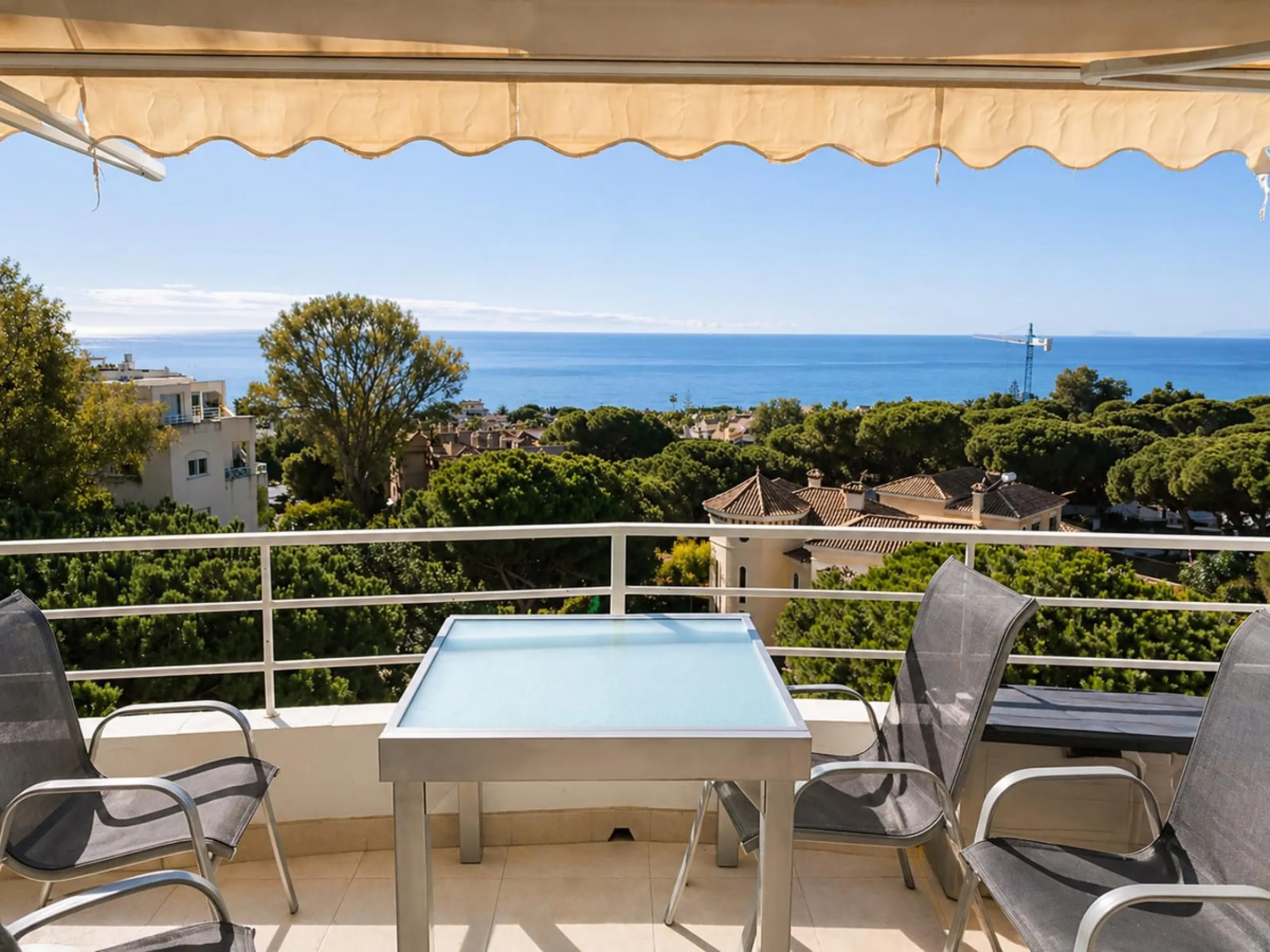 .One-Bedroom Apartment with Tourist License – Excellent Location
