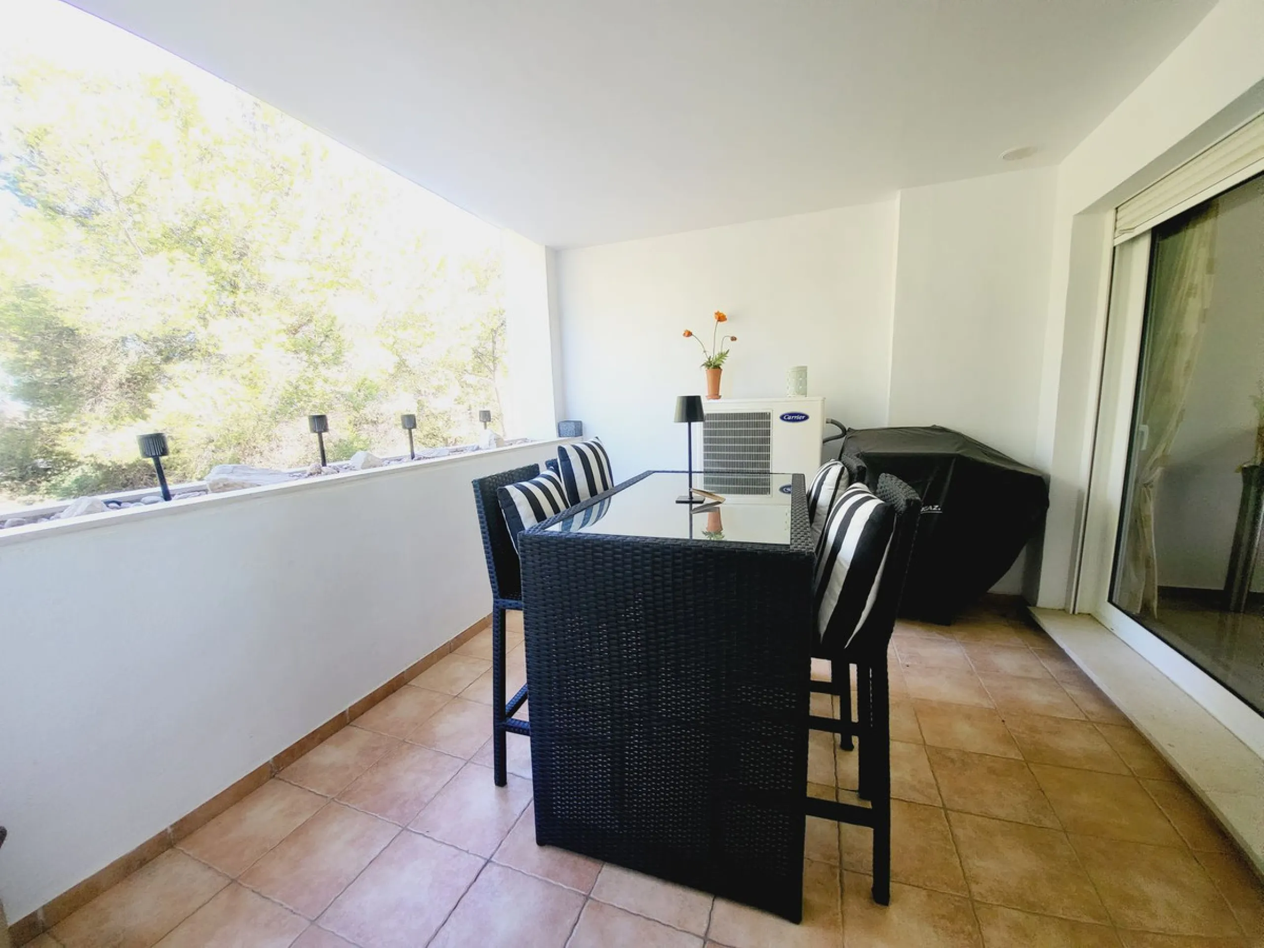 Apartment - Middle Floor Apartment в продаже в Mijas, Málaga. В доме 3 спален и 3 ванных комнат. Площадь дома 151 м²