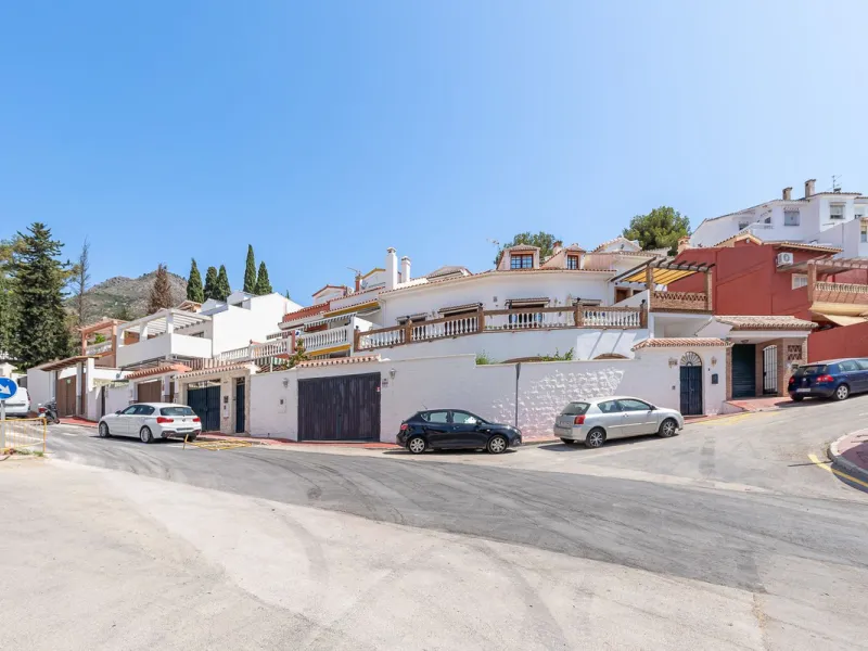 Spacious Townhouse with Large Living Areas in Montealto – Benalmádena