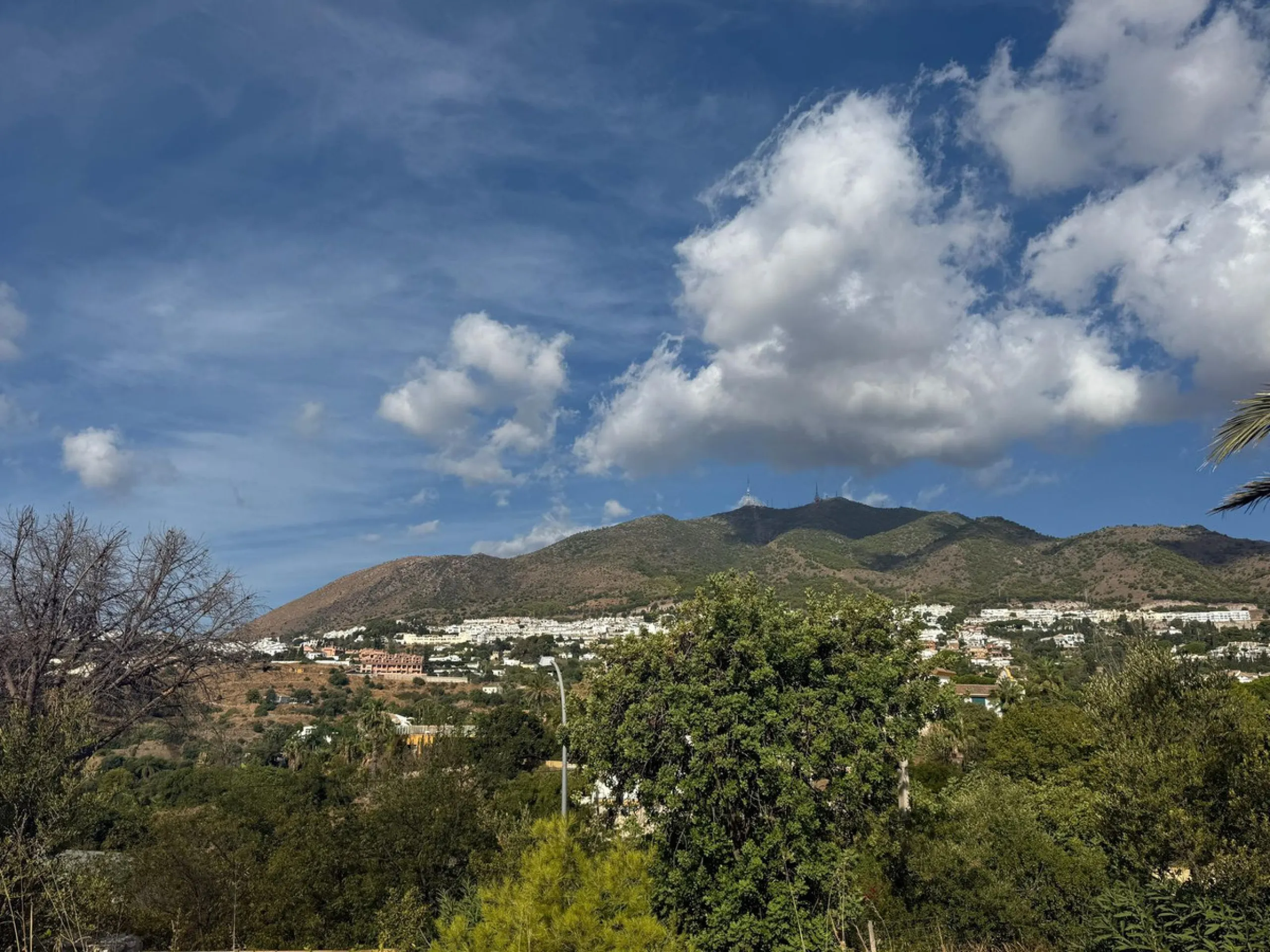 Exceptional Investment Opportunity: Prime Plot for Hotel or Aparthotel Development on the Costa del Sol