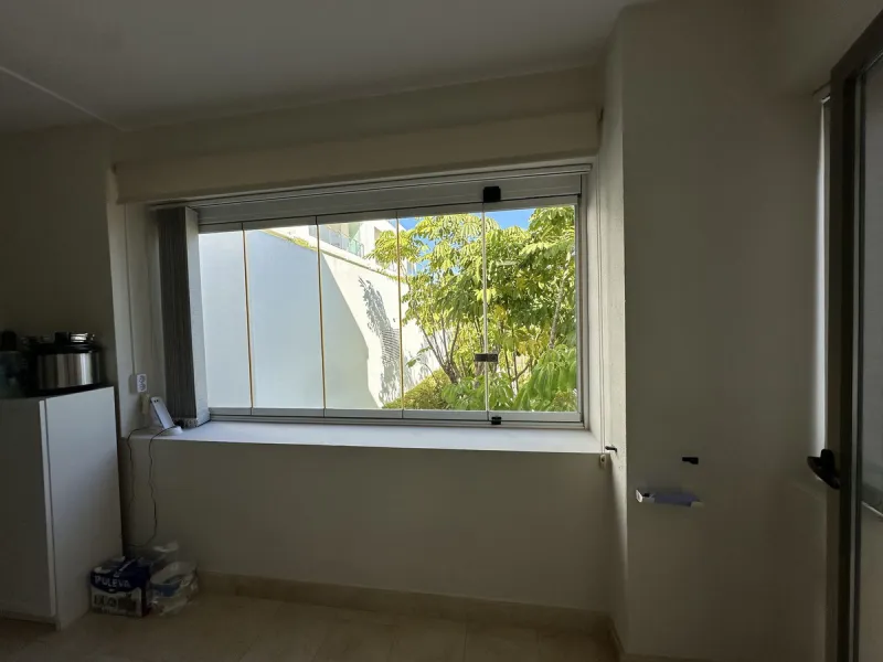 Middle Floor Apartment, Casares, Costa del Sol.