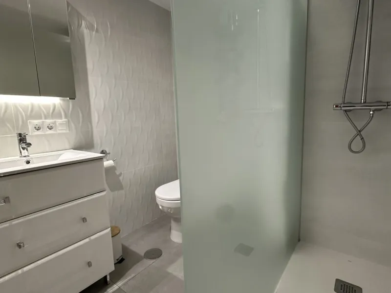 Middle Floor Apartment, Casares, Costa del Sol.