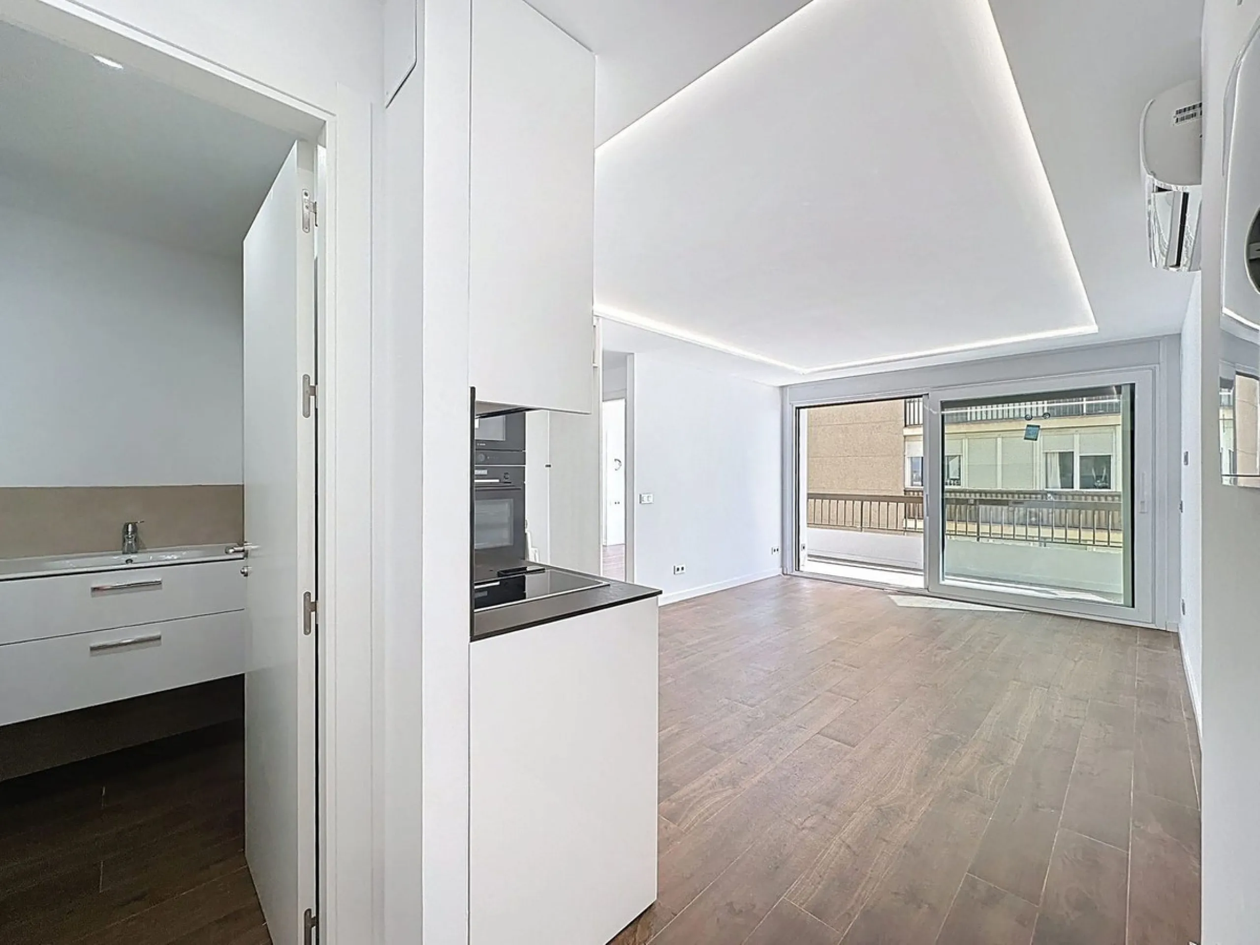 Middle Floor Apartment, Malagueta, Málaga Ciudad.
