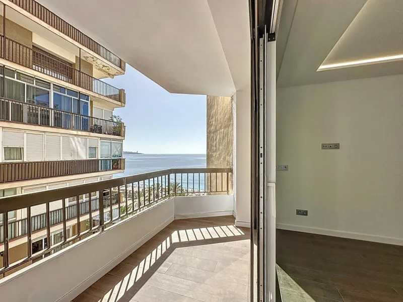 Middle Floor Apartment, Malagueta, Málaga Ciudad.