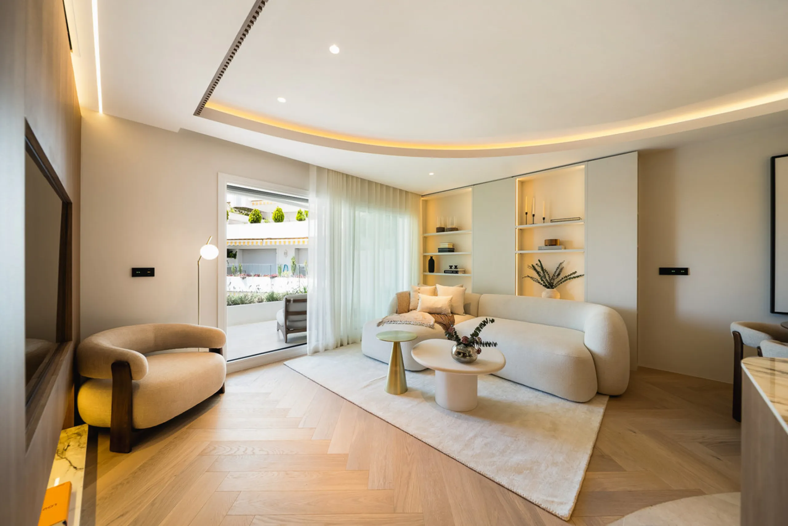 Apartment - Middle Floor Apartment в продаже в Marbella, Málaga. В доме 3 спален и 3 ванных комнат. Площадь дома 110 м²