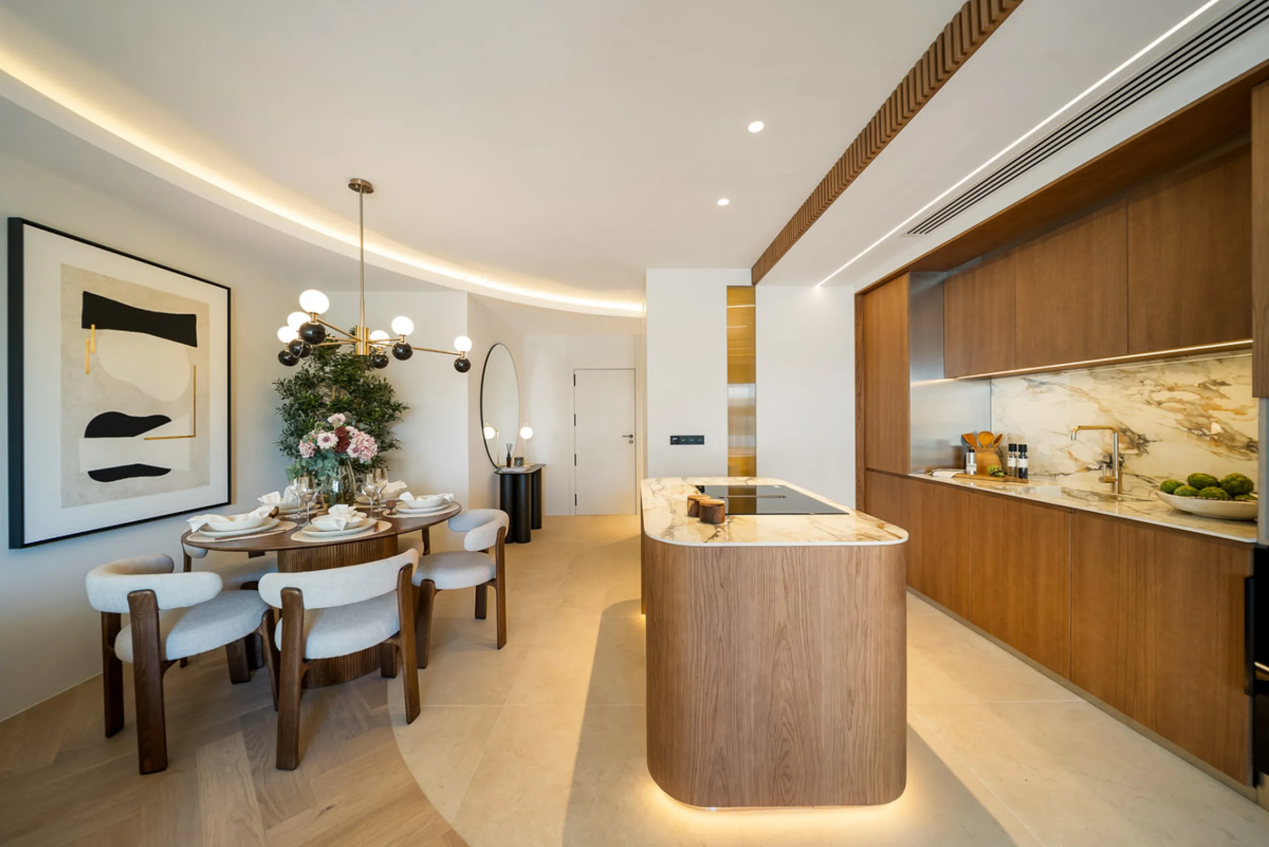 Apartment - Middle Floor Apartment в продаже в Marbella, Málaga. В доме 3 спален и 3 ванных комнат. Площадь дома 110 м²