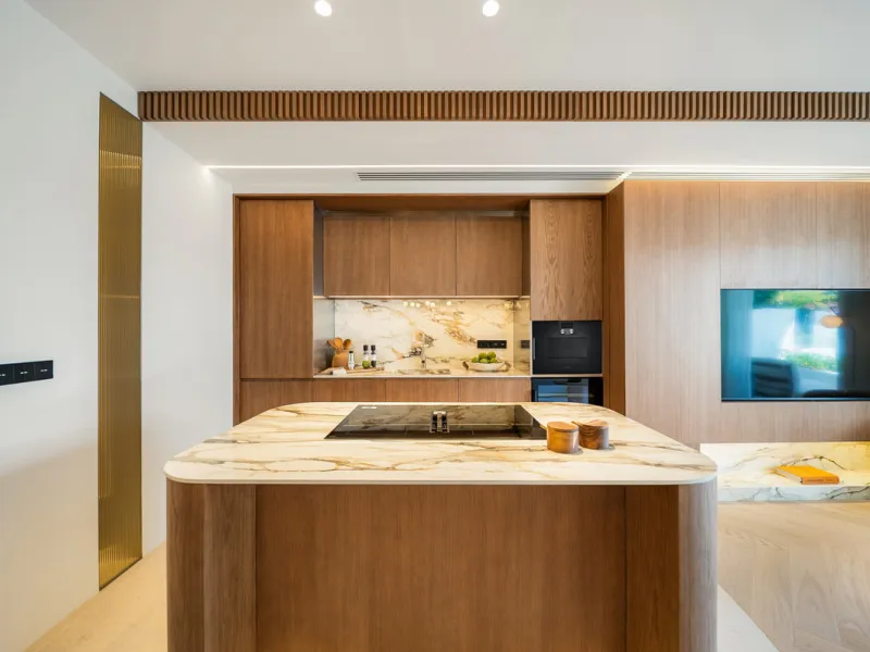 Apartment - Middle Floor Apartment в продаже в Marbella, Málaga. В доме 3 спален и 3 ванных комнат. Площадь дома 110 м²