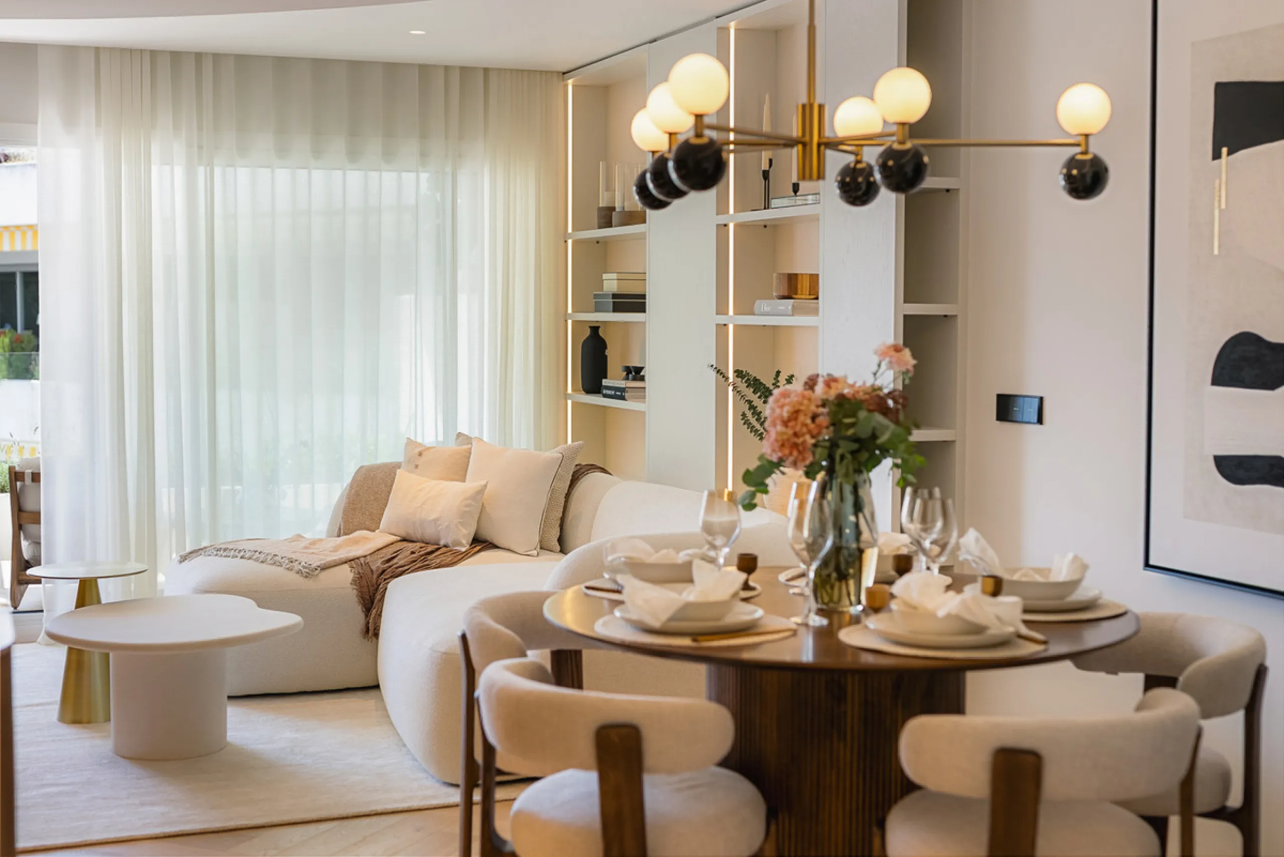 Apartment - Middle Floor Apartment в продаже в Marbella, Málaga. В доме 3 спален и 3 ванных комнат. Площадь дома 110 м²