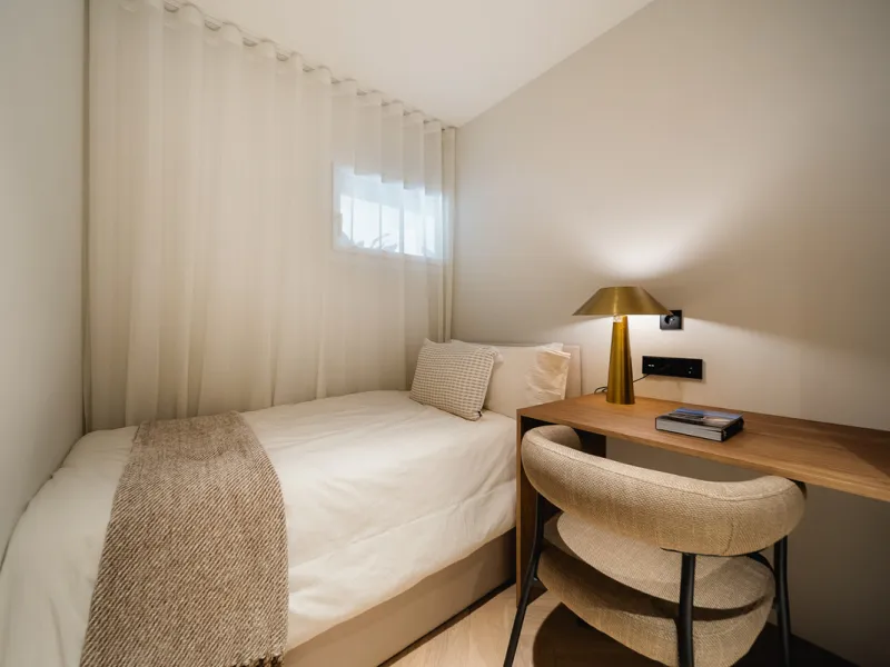 Apartment - Middle Floor Apartment в продаже в Marbella, Málaga. В доме 3 спален и 3 ванных комнат. Площадь дома 110 м²